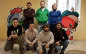 El grupo de jóvenes que desarrollan el videojuego